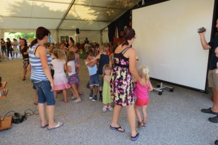 KNOBLEHARJEVO 2012- Otroški živ žav 15